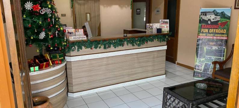 普斯帕萨里酒店(Hotel Puspa Sari)图片