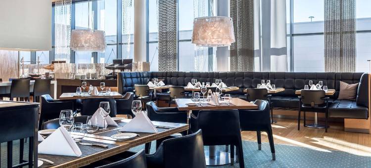 赫尔辛基机场希尔顿酒店(Hilton Helsinki Airport)图片