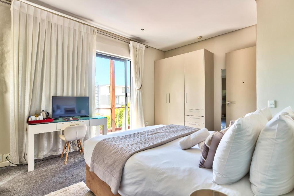 The One 8 Hotel in Green Point - Solar Power Over view