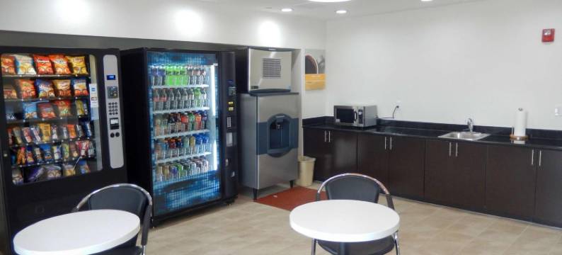 俄克拉荷马塔尔萨 6 号汽车旅馆(Motel 6 Tulsa, OK)图片