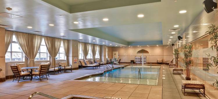 希尔顿安泊酒店-罗利达勒姆机场布莱尔溪(Embassy Suites by Hilton Raleigh Durham Airport Brier Creek)图片