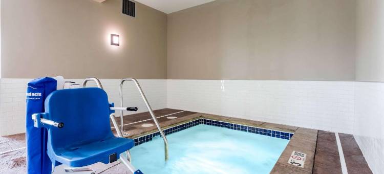 西德梅茵乔丹溪附近的舒眠套房酒店(Sleep Inn & Suites West des Moines Near Jordan Creek)图片