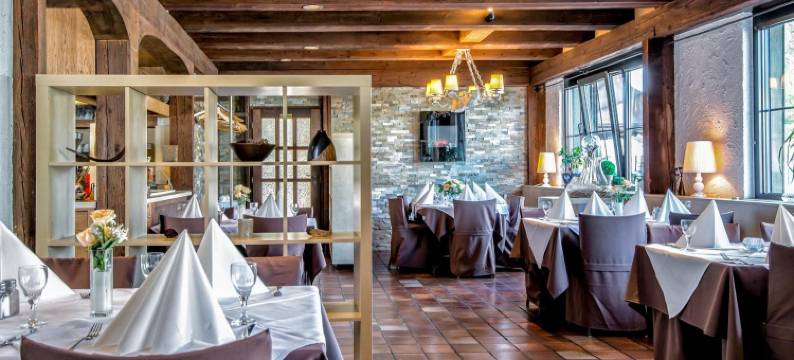 度尼奇施韦泽胡斯利酒店(Hotel-Restaurant Schwyzerhüsli)图片