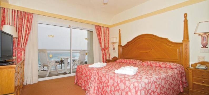 特雷斯岛里乌宫酒店(Hotel Riu Palace Tres Islas)图片