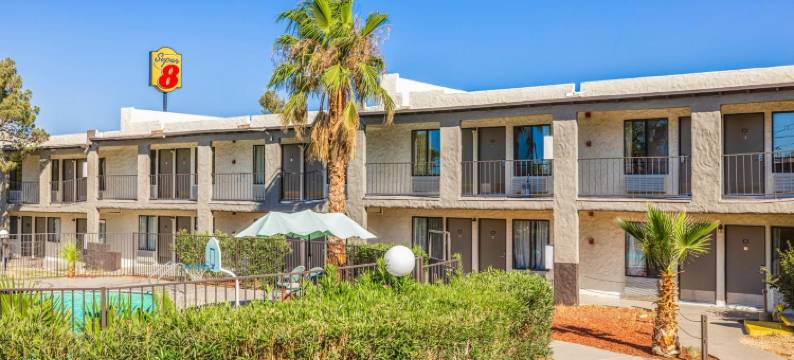 巴斯托温德姆速8酒店(Super 8 by Wyndham Barstow)图片