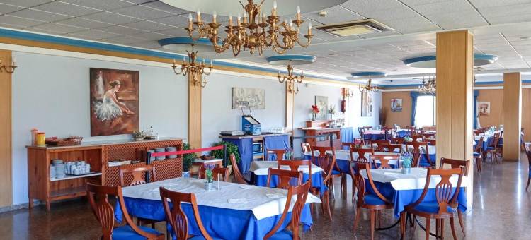 拉鲁埃达3000酒店(Hotel la Rueda 3000)图片