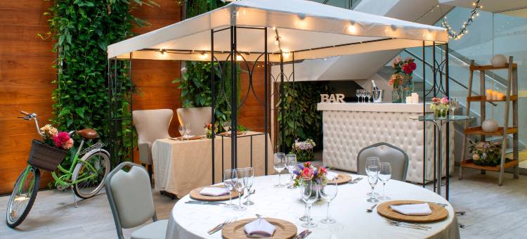 利马米拉弗洛雷斯万怡酒店(Courtyard Lima Miraflores)图片