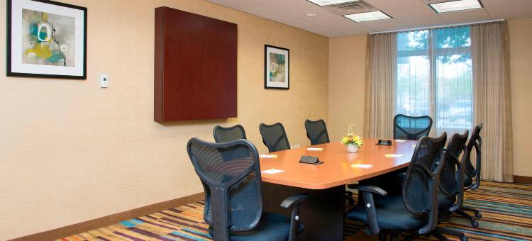 奥马哈市中心万豪万枫酒店(Fairfield Inn & Suites Omaha Downtown)图片