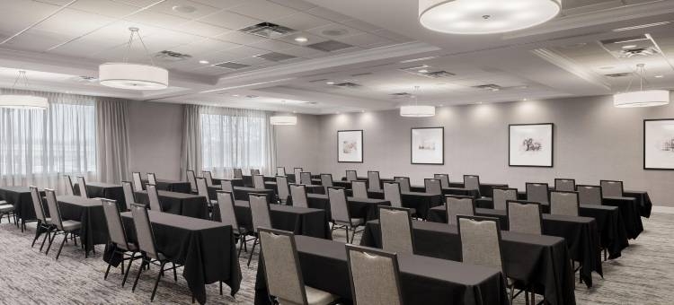 路易斯维尔河滨喜来登酒店(Sheraton Louisville Riverside Hotel)图片