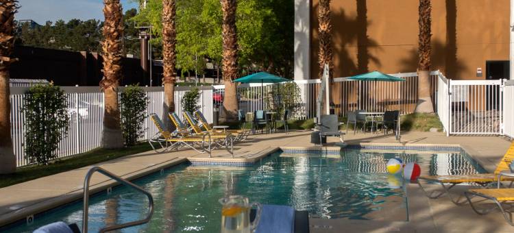 拉斯维加斯会议中心万豪万枫酒店(Fairfield Inn Las Vegas Convention Center)图片