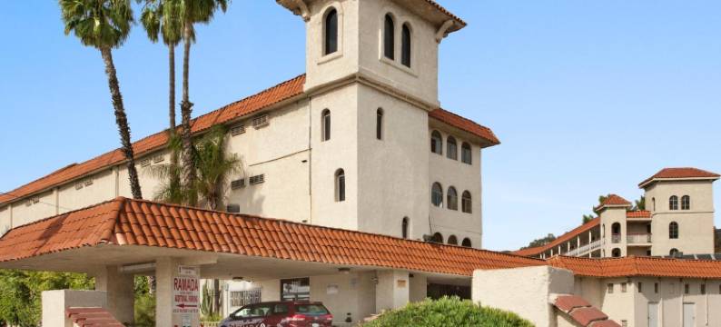 温德姆华美达伯班克机场酒店(Ramada by Wyndham Burbank Airport)图片