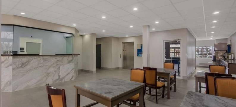 查尔斯湖I-210出口11美洲最佳价值套房酒店(Americas Best Value Inn Lake Charles Interstate 210)图片