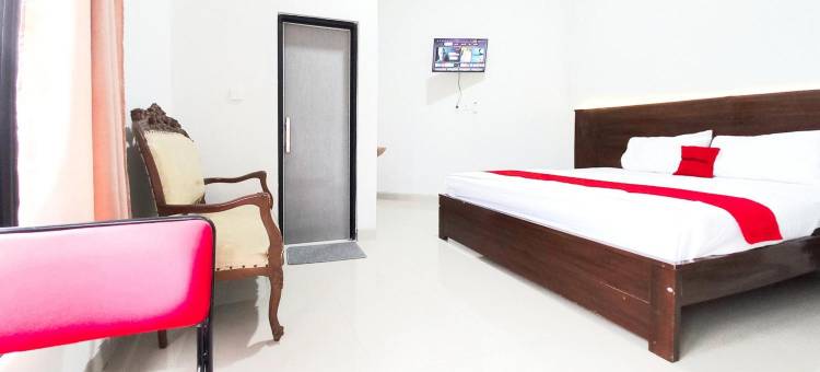 RedDoorz Plus Syariah at Umyas Hotel Near Terminal Anjuk Ladang Nganjuk图片