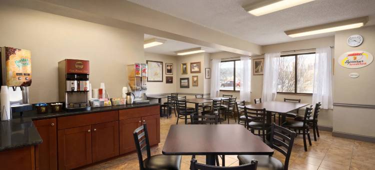 伊萨卡速8酒店(Super 8 by Wyndham Ithaca)图片