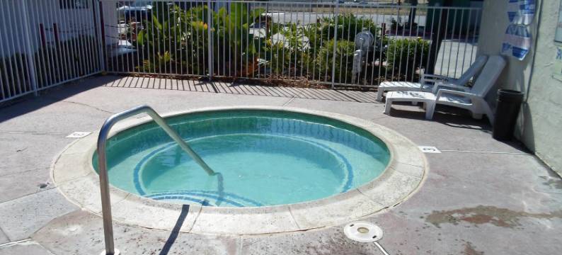 纽瓦克EZ8汽车旅馆(E-Z 8 Motel Newark)图片