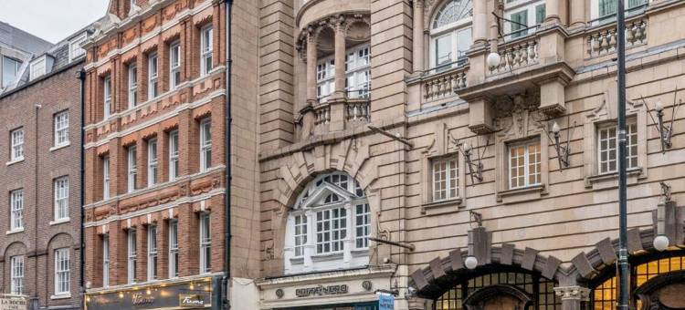 库拉伦敦-考文特花园圣马丁巷(Kula London - Covent Garden St Martin's Lane)图片