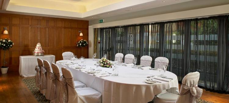 曼多雷酒店和会议中心(Mandolay Hotel Guildford)图片