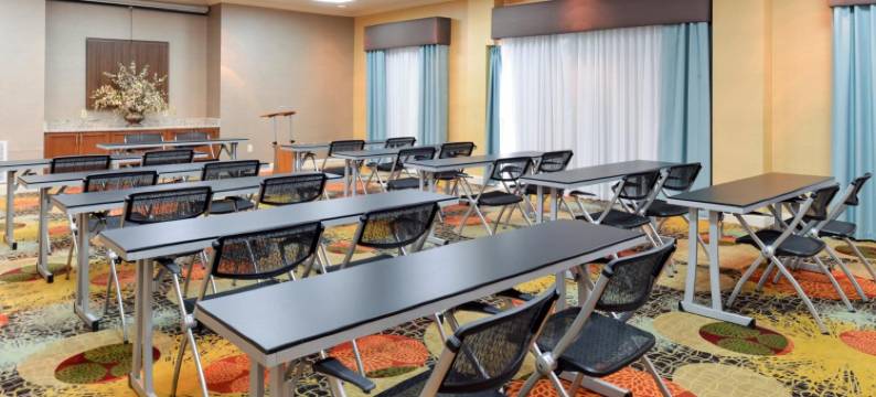 贝瑟默拉昆塔温德姆酒店及套房(La Quinta Inn & Suites by Wyndham Bessemer)图片