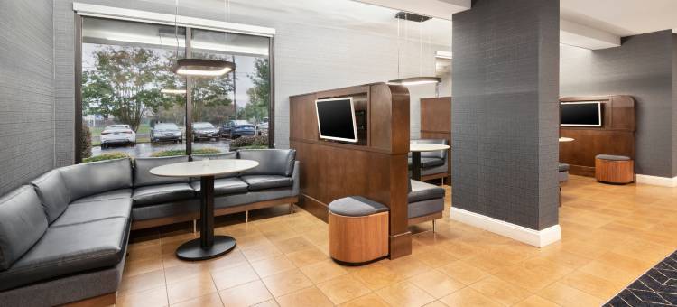 伯灵顿万怡酒店(Courtyard Burlington)图片