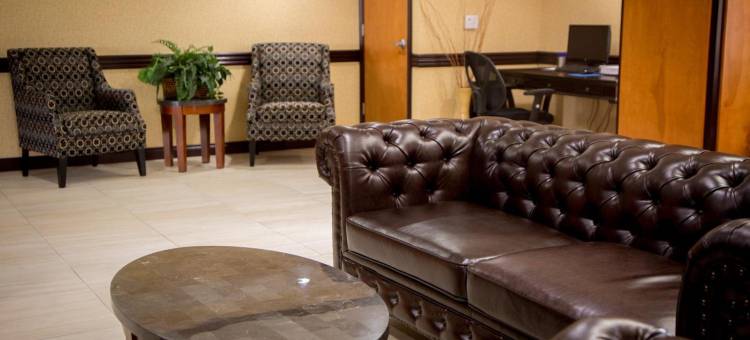 麦迪逊高地底特律地区呗盟套房酒店(Baymont by Wyndham Madison Heights Detroit Area)图片