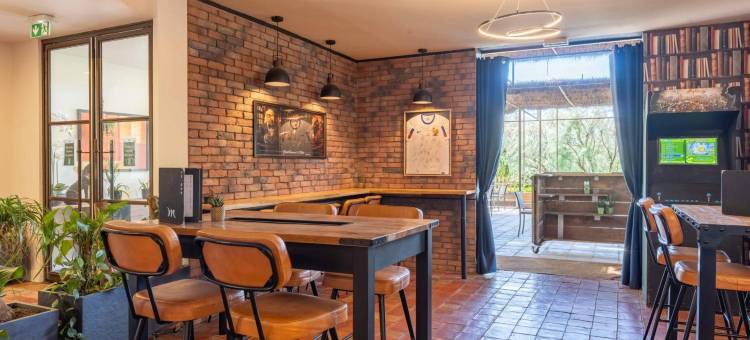 普罗旺斯地区艾克斯圣维多克山美居酒店(Hôtel Mercure Aix-en-Provence Sainte-Victoire)图片