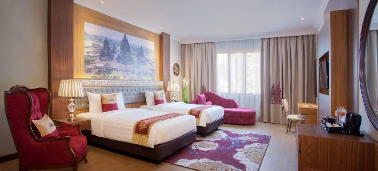 梭罗华美达套房酒店(Ramada Suites by Wyndham Solo)图片