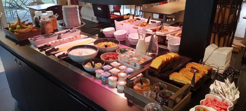 蒙贝利亚尔索肖康铂饭店(Campanile Montbeliard - Sochaux)图片