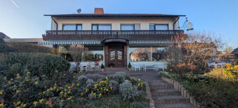 索恩奈克兰德酒店(Landhotel Sonneneck - Breuna im Naturpark)图片