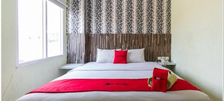 红多兹Plus酒店-赫尔塔斯宁区(RedDoorz Plus @ Hertasning Area)图片