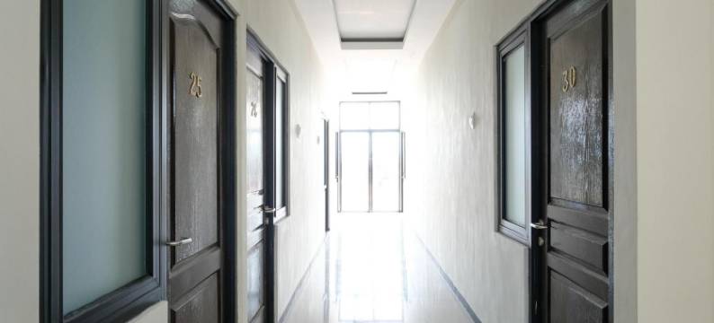 红门酒店-近玛琅创意中心(RedDoorz near Malang Creative Center)图片