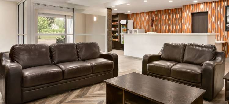 阿贾克斯-多伦多速8酒店(Super 8 by Wyndham Ajax/Toronto on)图片