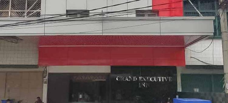 红门加 @ 贾兰莱塔苏约诺棉兰 2(RedDoorz Plus @ Jalan Letda Sujono Medan 2)图片