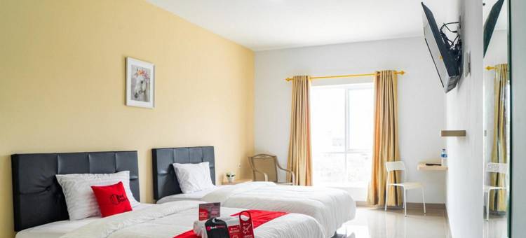 红多兹Plus酒店-近特拉斯科塔3号(RedDoorz Plus Near Teras Kota 3)图片