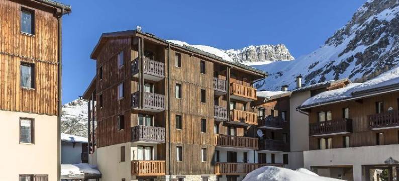 瓦尔花园 - 韦尔代特奥达利斯法义公寓式酒店(Résidence Odalys les Jardins de Val et les Verdets)图片