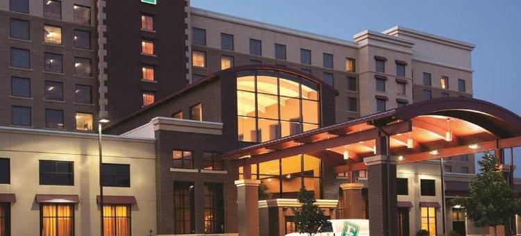 明尼阿波利斯北希尔顿安泊酒店(Embassy Suites by Hilton Minneapolis North)图片