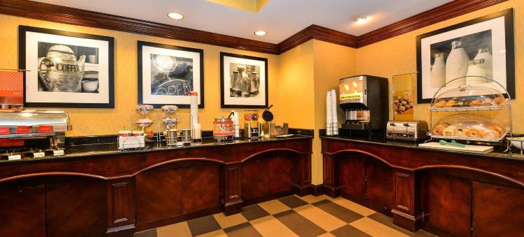 希尔顿欢朋酒店 - 彼得堡福特李(Hampton Inn by Hilton Petersburg Fort Lee)图片