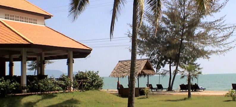 邦萨潘珊瑚酒店(Coral Hotel Bangsaphan)图片