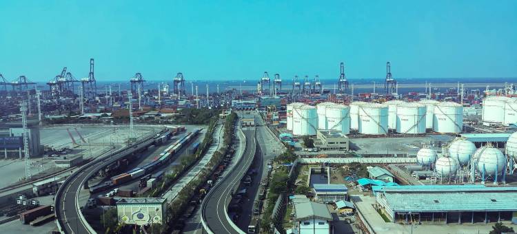 桑特前一小屋(Front One Cabin Sunter)图片