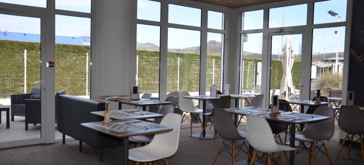 宜必思伊苏瓦尔酒店(Ibis Issoire)图片