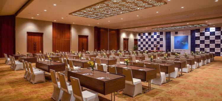 维沙卡帕特南巴郎海滩诺富特酒店(Novotel Visakhapatnam Varun Beach)图片