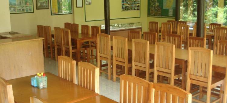 ecommerceloka的Lembah Rinjani别墅和伊斯兰餐厅(Lembah Rinjani Villa & Resto Syariah by Ecommerceloka)图片