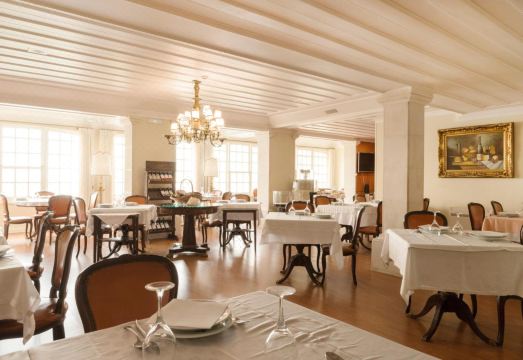 Hotel Joao Padeiro Hotel Overview