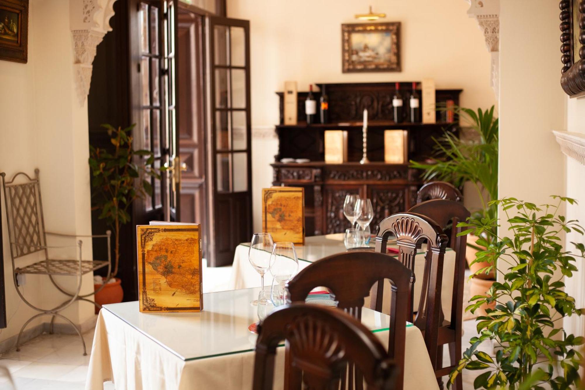 Hotel Palacio de Hemingway Over view