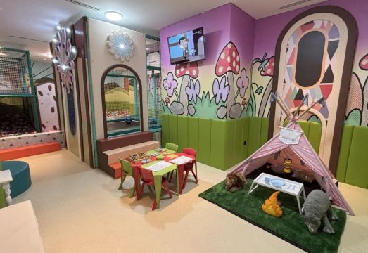 Morrissey Hotel Residences Hotel Overview