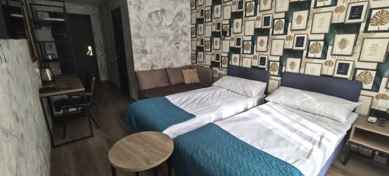 劳斯莱斯舞会酒店(Ros les Prom Hotel)图片