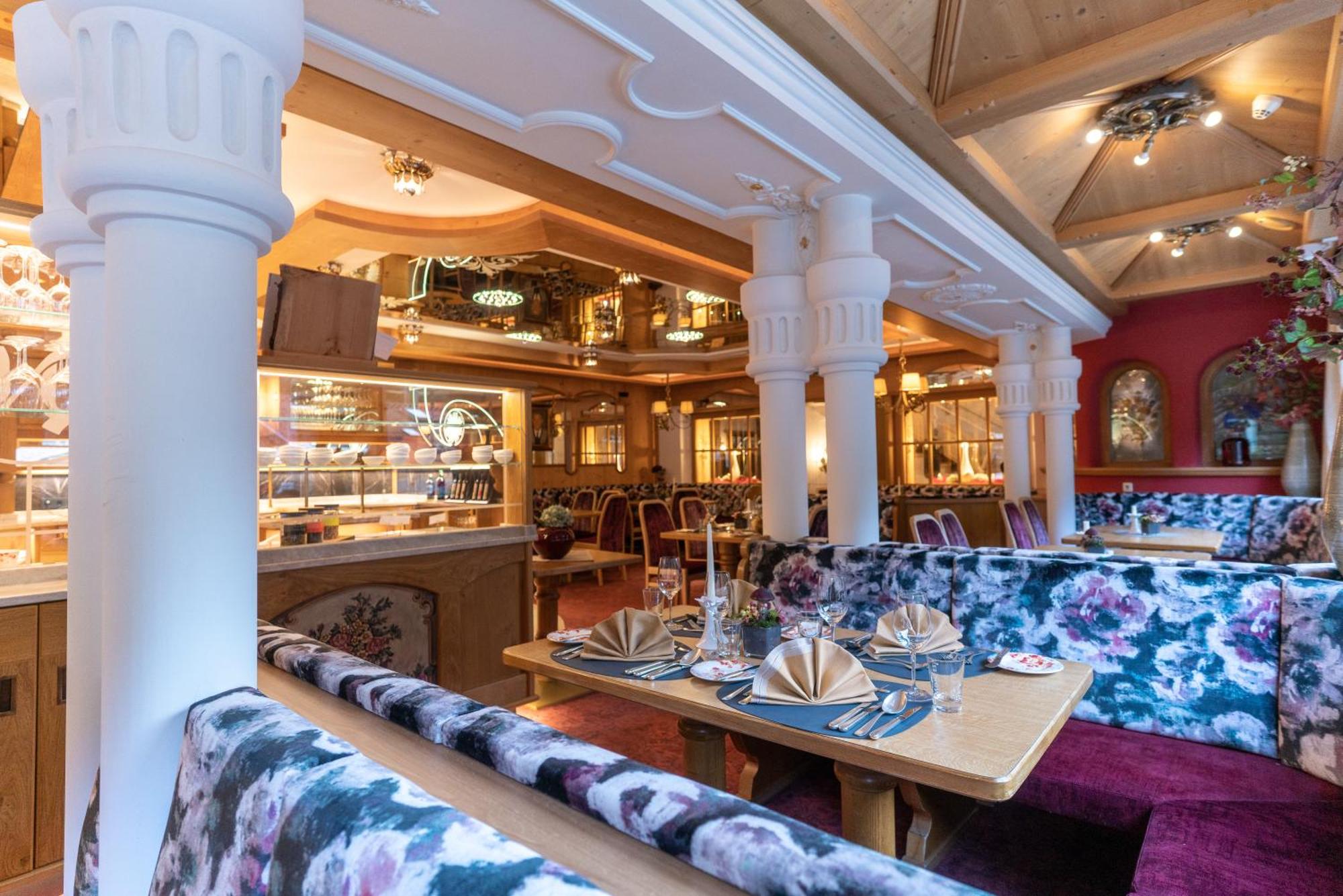 Hotel Neuhintertux Over view