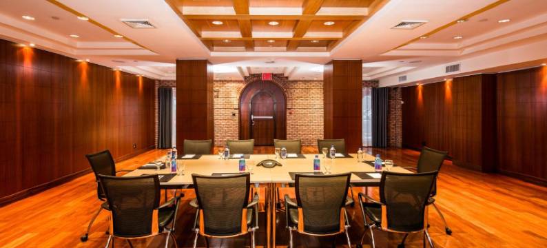 丽城酒店(The Belvedere Hotel)图片