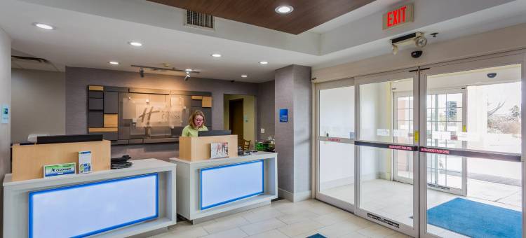 智选假日套房酒店阅读(Holiday Inn Express & Suites Reading Airport)图片