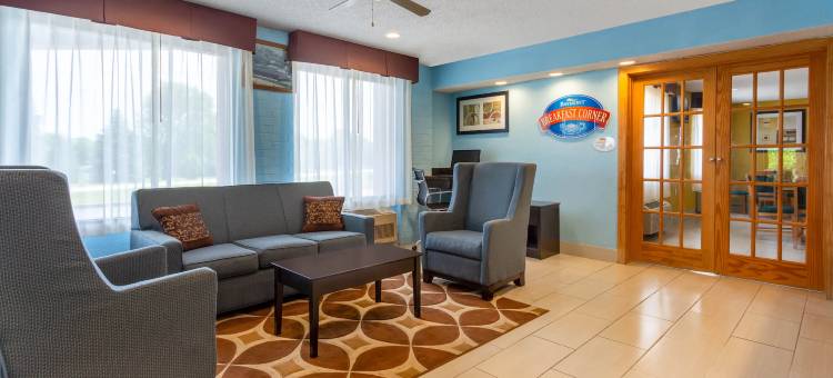 哈佛温德姆呗盟套房酒店(Baymont Inn and Suites by Wyndham Harvard, IL)图片