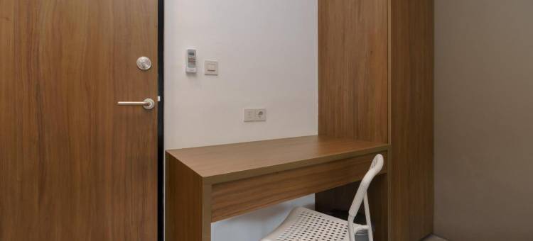 红多兹伊斯兰酒店-近德拉加梅迪卡医院(RedDoorz Syariah Near Rumah Sakit Medika Dramaga)图片